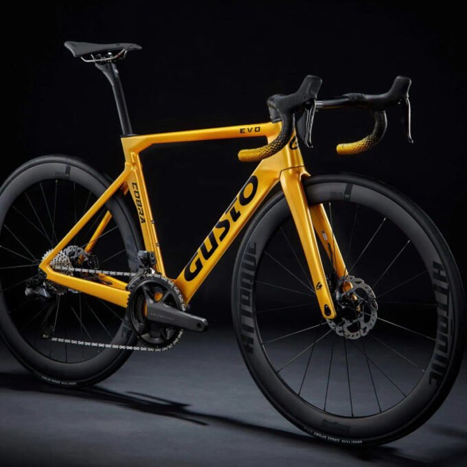 GUSTO Cobra Evo  PRO TE  Ultegra Di2  Carbon Wheelset - Gold