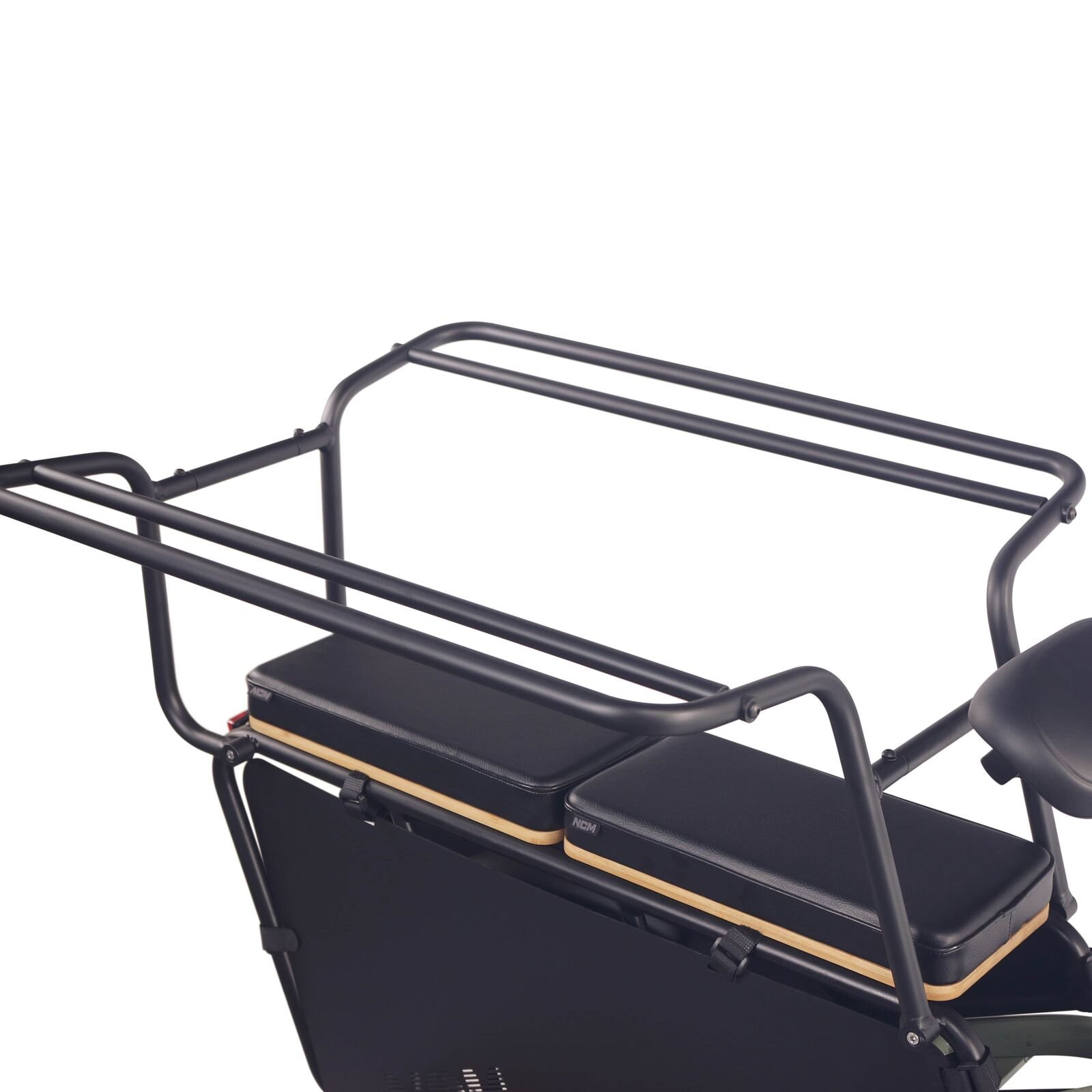 NCM CG7 Cargo Electric Bike - Image 6