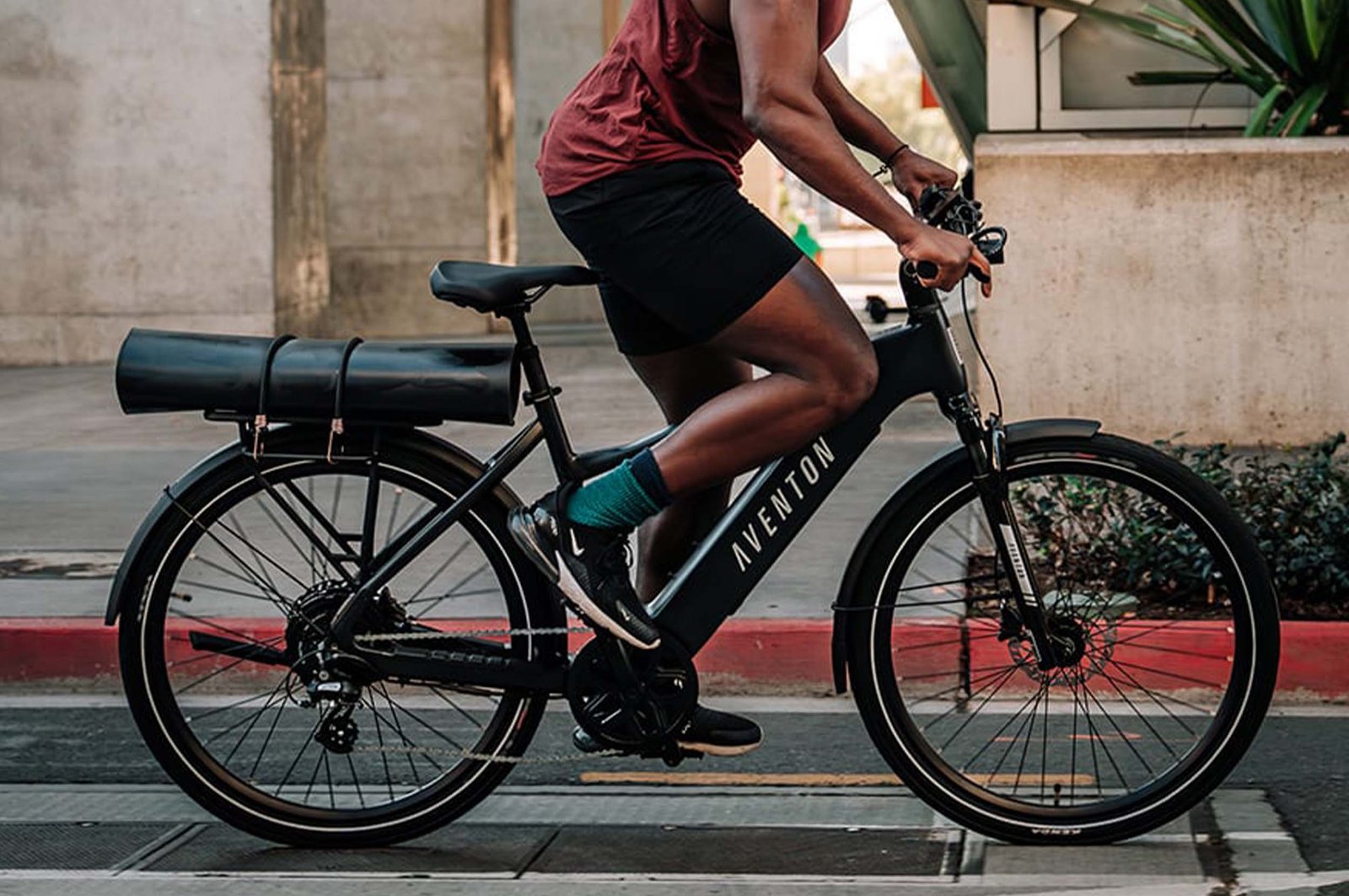 Aventon Level 3 Step Over Electric Bike - Image 22