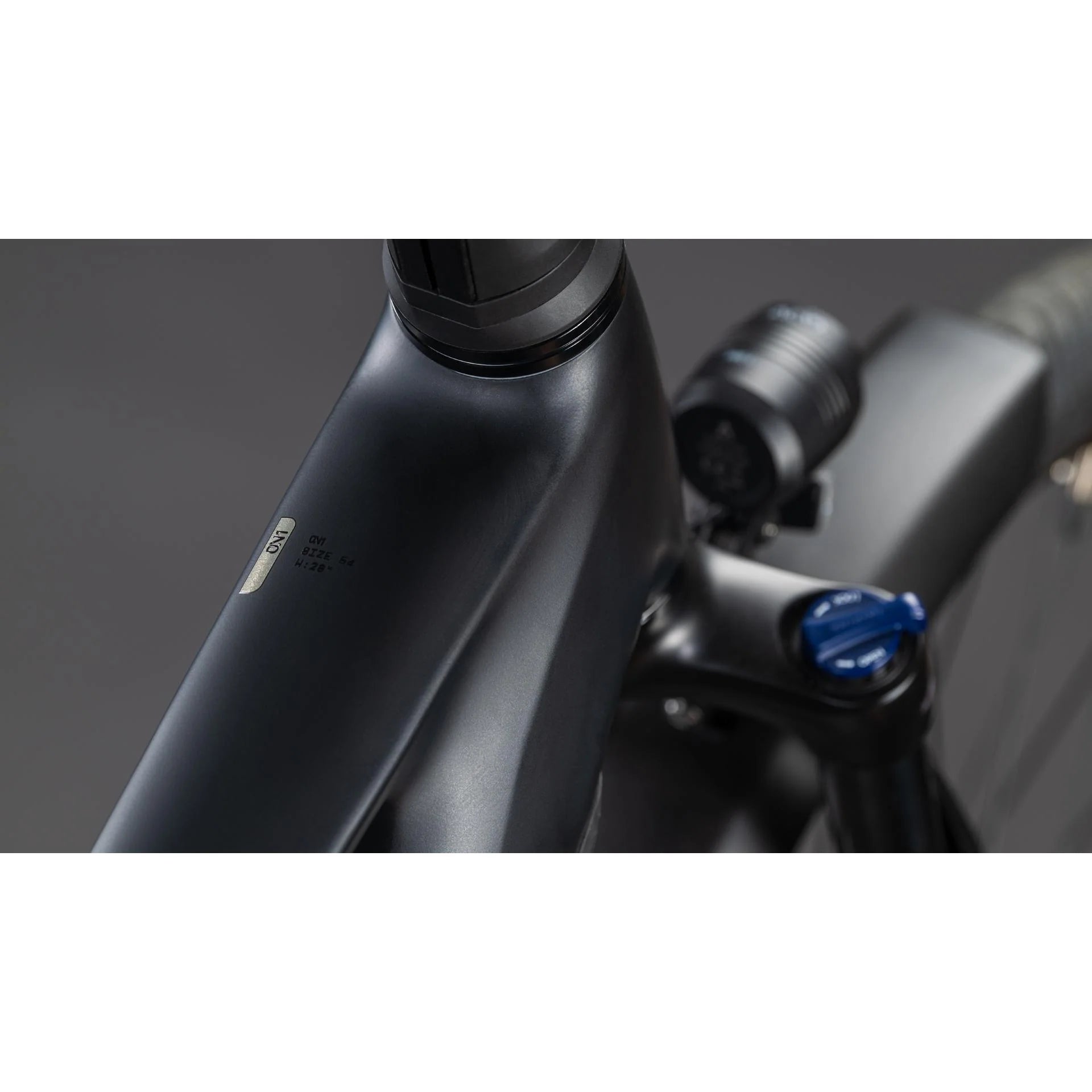 Cube Touring Hybrid ONE 600 Electric Hybrid Bike Coal'n'Chrome - Image 2