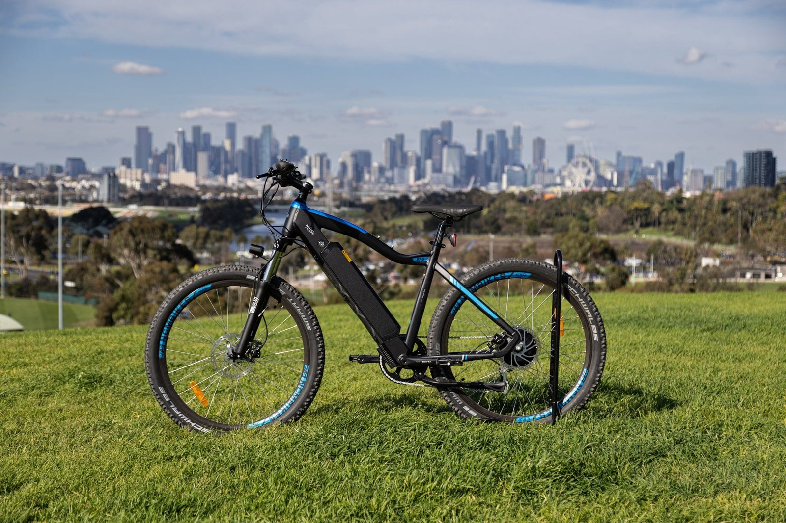 NCM M7 Electric Mountain Bike (Replaces Moscow Plus) - Image 2