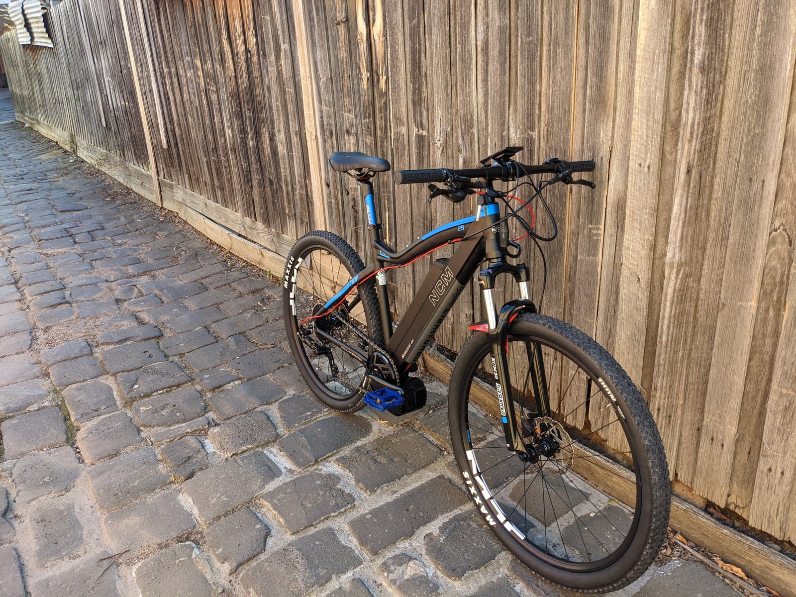 NCM Moscow Multiply Custom Built Electric Bike - Image 9