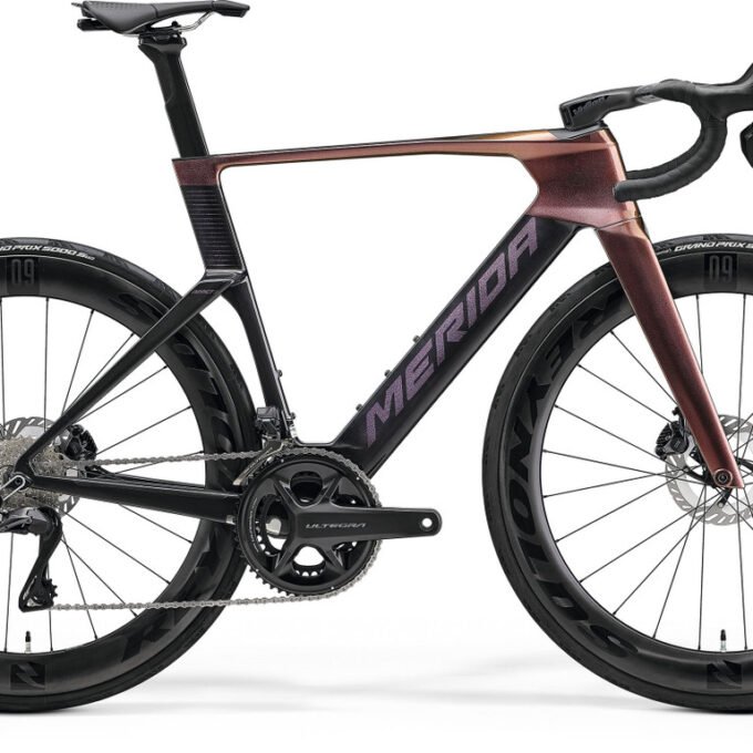 Merida Reacto 8000 Aero Bike / Ultegra Di2 / Rainbow Purple