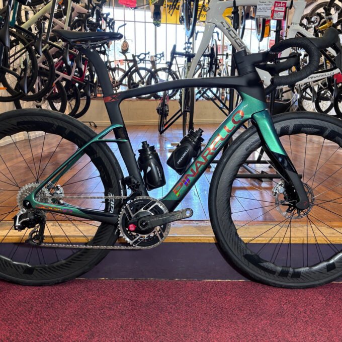 PINARELLO DOGMA X SRAM RED ETAP AXS W/ ZIPP 454 WHEELSET *NEW MODEL*