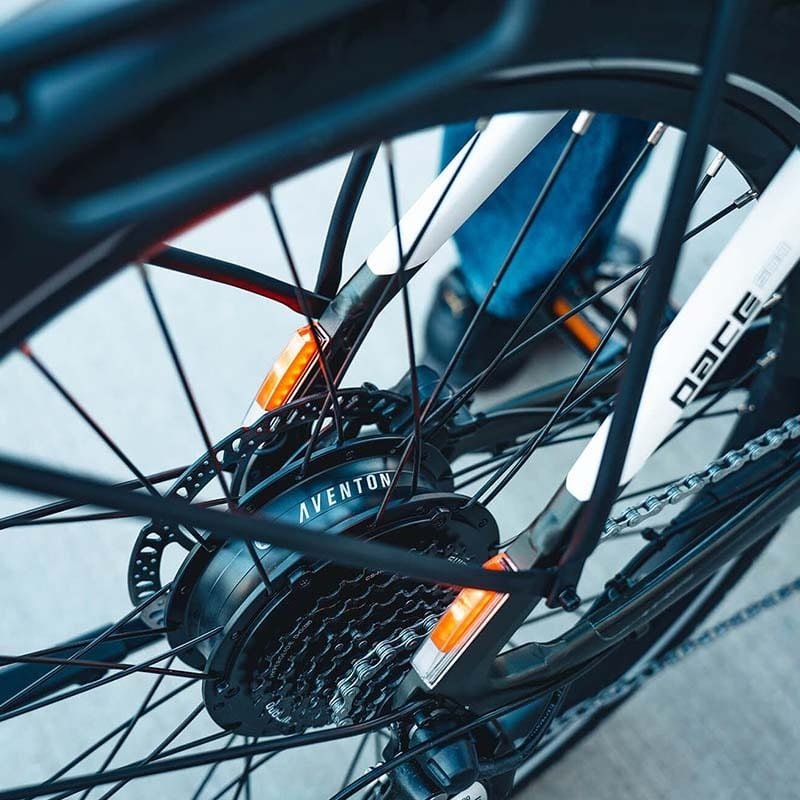 Aventon Pace 500.3 Step Over Electric Bike - Image 10