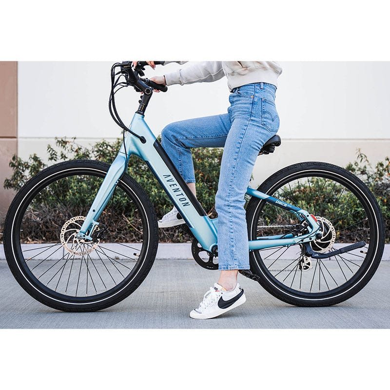 Aventon Pace 500.3 Step Through Electric Bike - Image 14