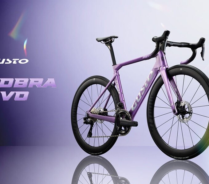 COBRA EVO DB PRO TE Ultegra Di2  Attaque 50 Carbon Wheelset - Purple