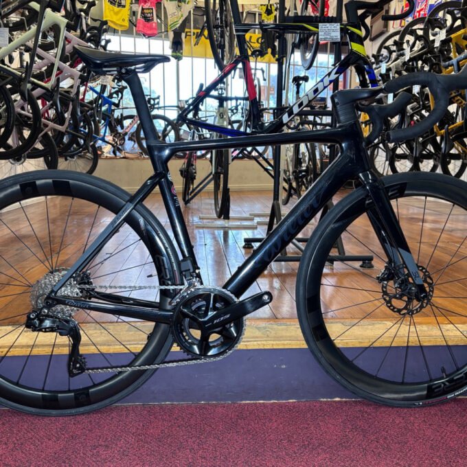 Wilier Filante SL 105 Di2 + Carbon Wheelset
