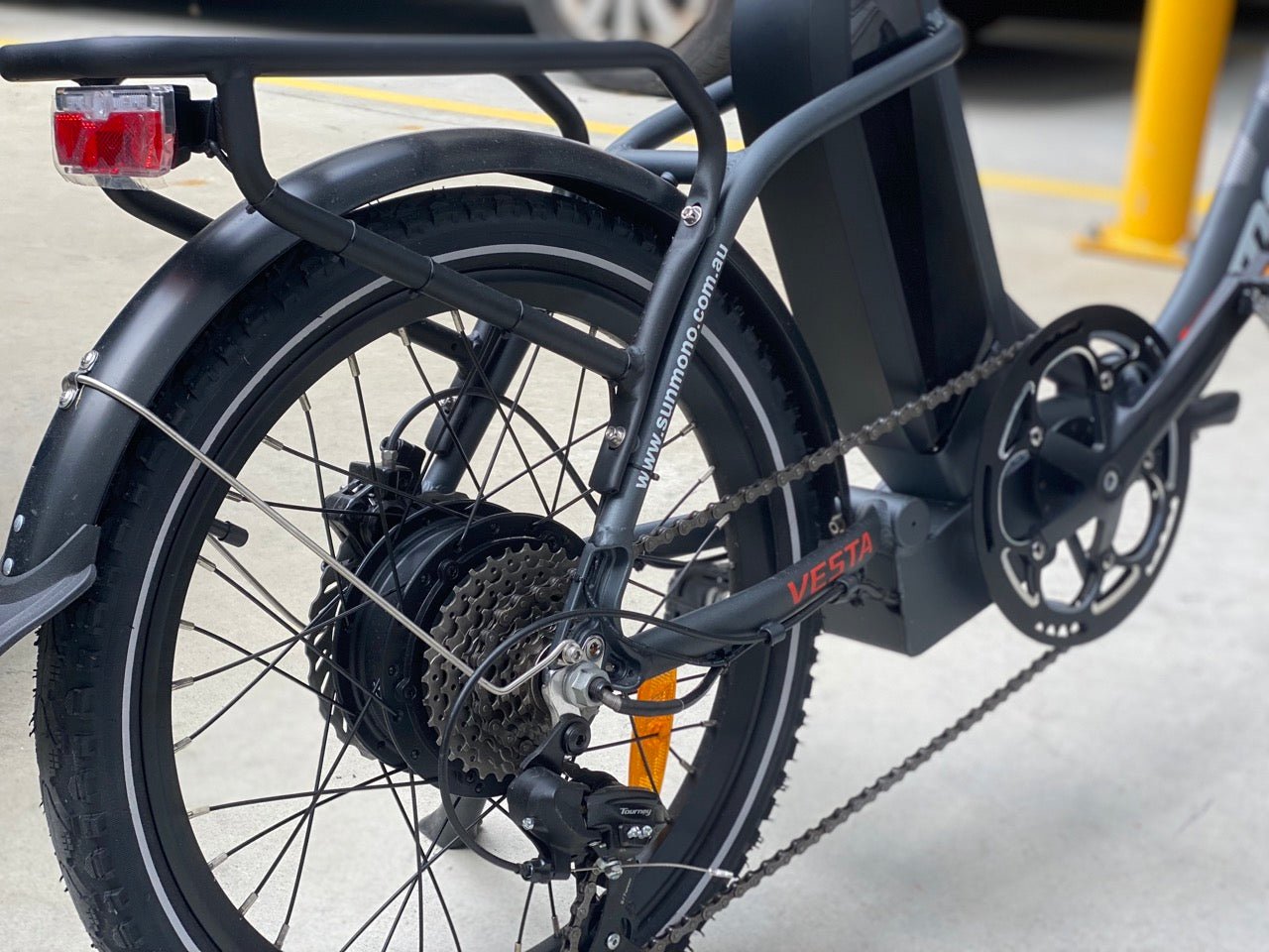Sunmono Vesta Plus 20in Folding E-Bike - 48V/500W, 20 kg - Image 4
